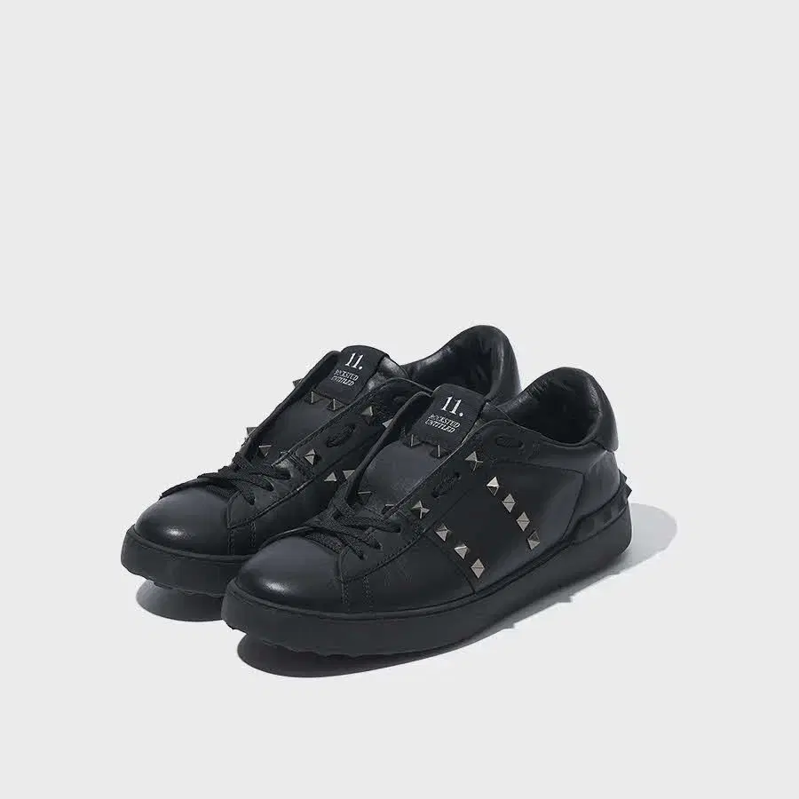 VALENTINO sneakers 240mm